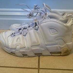 Nike Air More Uptempo Triple White 2017 Size 13 Authentic Basketball Trainer